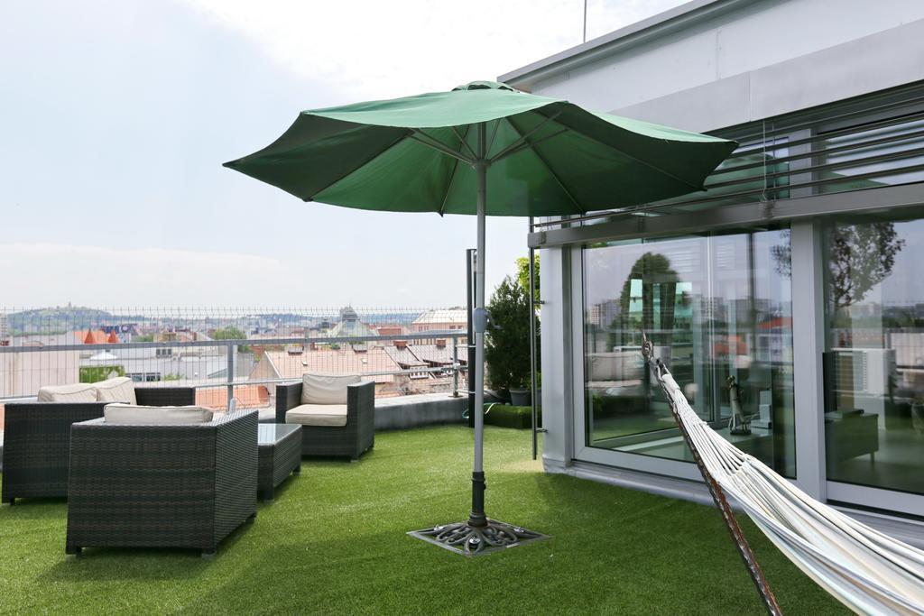 City Hotel Nitra With Free Parking Экстерьер фото