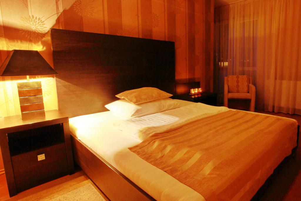 City Hotel Nitra With Free Parking Номер фото